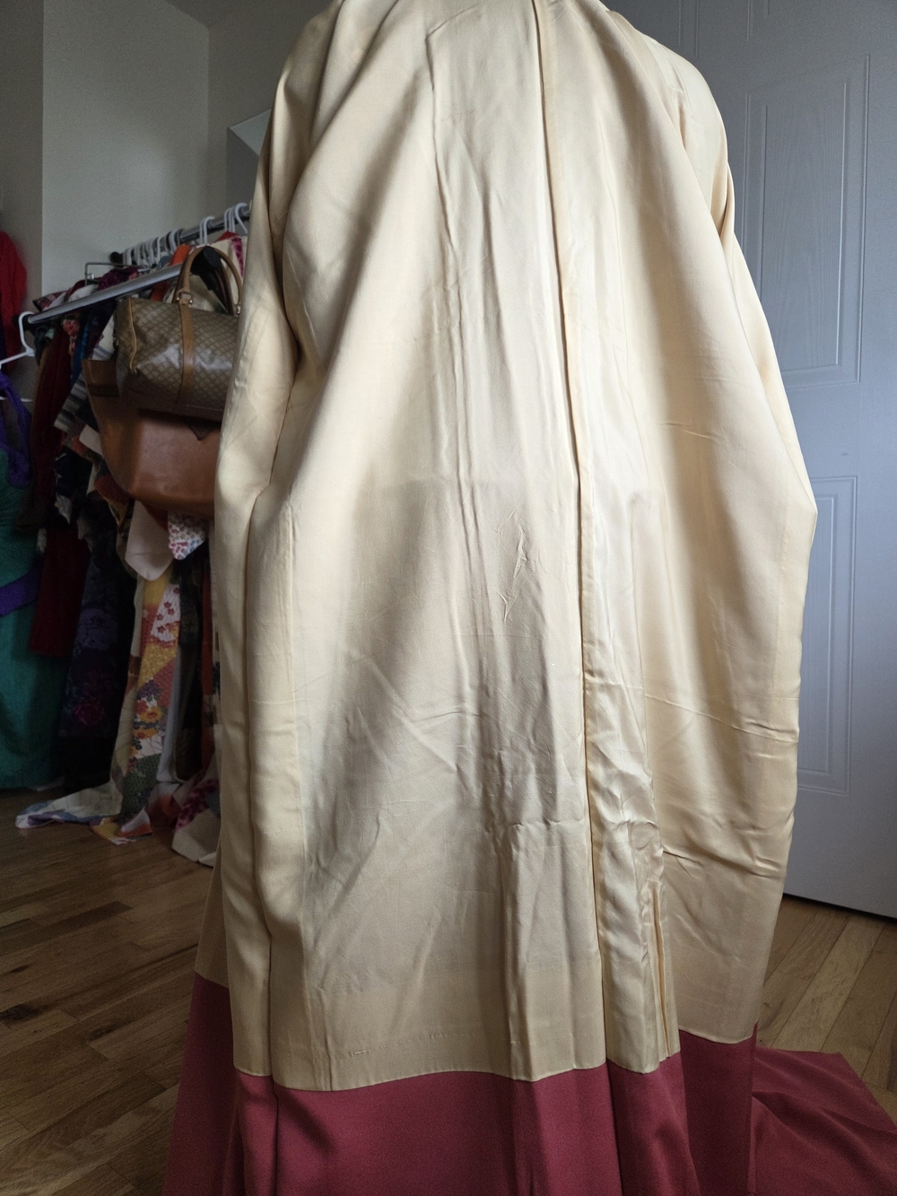 Vintage Silk Houmongi Kimono – Plum Blossom Motif - Picture 7 of 7